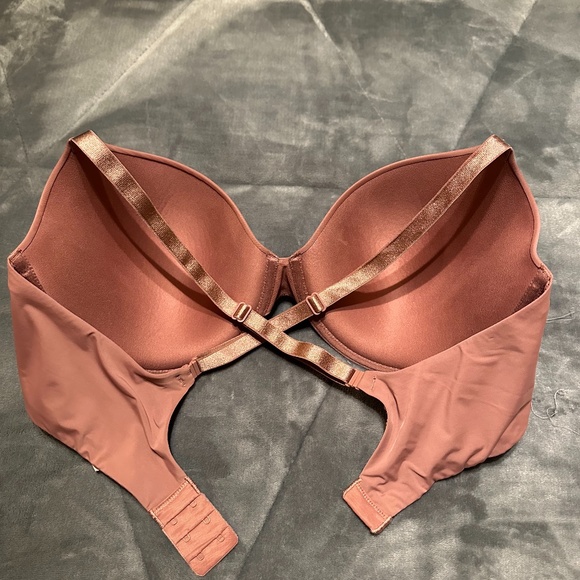 Victoria's Secret Under-Wire T-Shirt Bra Size 38DD - Picture 10 of 11